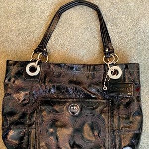Coach - black, patent leather purse
